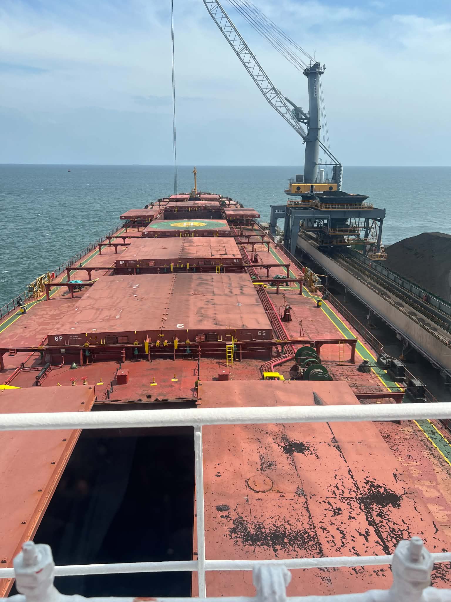 Bulk carrier AETOS at sea